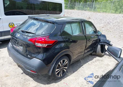 2018 Nissan Kicks Sv из США, поврежденный, VIN 3N1CP5CUXJL533355